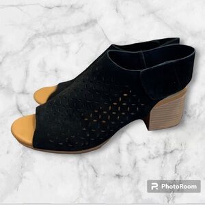 Kork-Ease Cayleigh Perforated Block Heel Sandal Size 11
